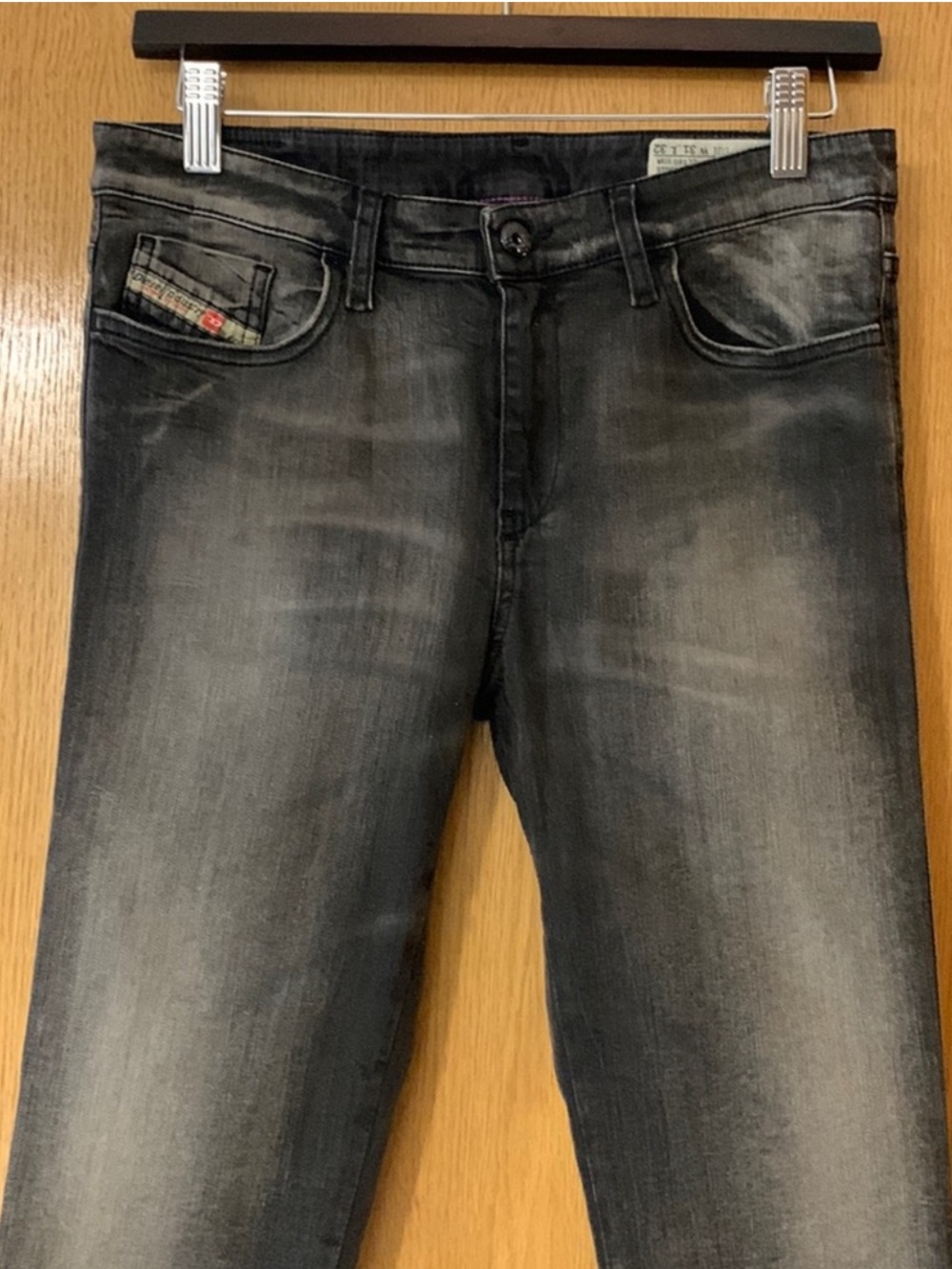 Diesel Womens 31 X 32 Skinzee Super Slim-Skinny. Regular Waist. Washed Black.